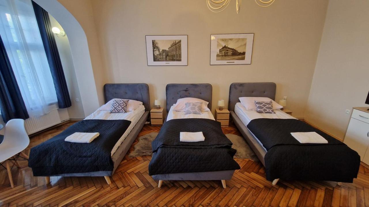 Czarna Owca- Pokoje Goscinne Gniezno Exteriör bild