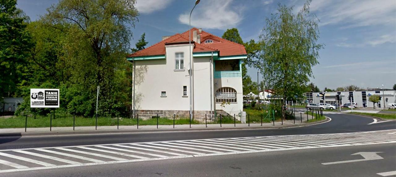 Czarna Owca- Pokoje Goscinne Gniezno Exteriör bild